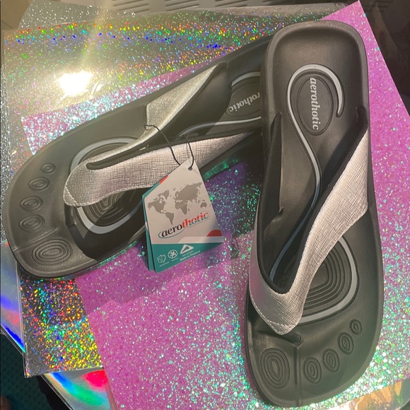 Aerothotic Women's Sandals with Black and Silver Design - Picture 2 of 7